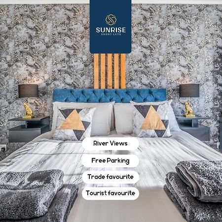 Presidential Apartment, Family Home, Luxury Bedrooms, 2 Rooms, 1 King Bed, 2 Single Beds, Free Wifi, Free Parking, Tourists, Business Travelers, Relocation, Beautiful River Views, - Long Stays, Invoice And Reduced Price Are Only Via Sunrise Short Let Dundee Zewnętrze zdjęcie