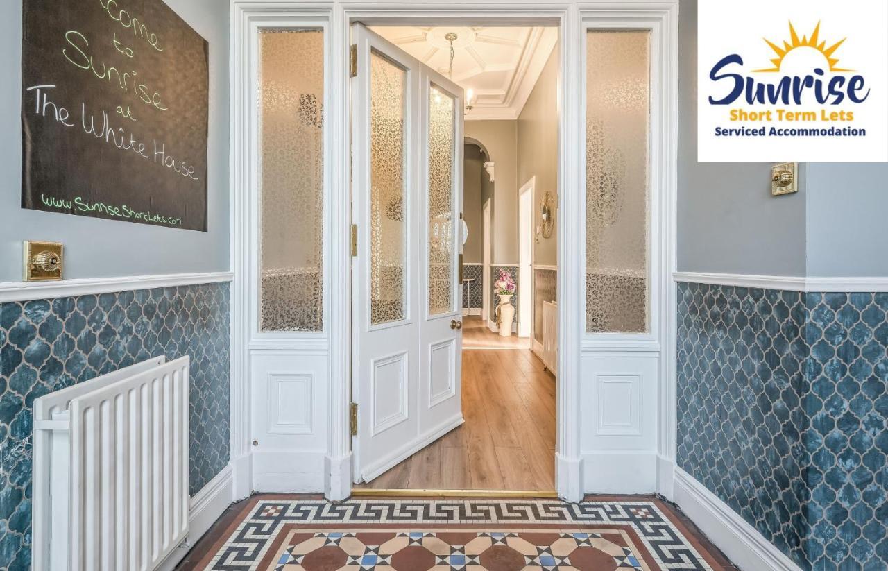 Presidential Apartment, Family Home, Luxury Bedrooms, 2 Rooms, 1 King Bed, 2 Single Beds, Free Wifi, Free Parking, Tourists, Business Travelers, Relocation, Beautiful River Views, - Long Stays, Invoice And Reduced Price Are Only Via Sunrise Short Let Dundee Zewnętrze zdjęcie