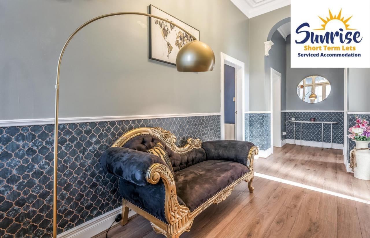 Presidential Apartment, Family Home, Luxury Bedrooms, 2 Rooms, 1 King Bed, 2 Single Beds, Free Wifi, Free Parking, Tourists, Business Travelers, Relocation, Beautiful River Views, - Long Stays, Invoice And Reduced Price Are Only Via Sunrise Short Let Dundee Zewnętrze zdjęcie