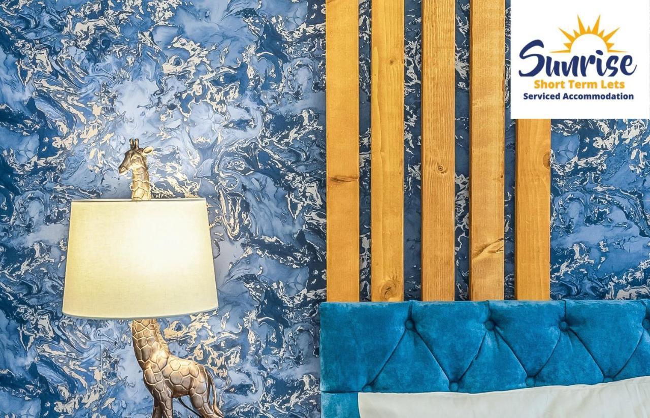 Presidential Apartment, Family Home, Luxury Bedrooms, 2 Rooms, 1 King Bed, 2 Single Beds, Free Wifi, Free Parking, Tourists, Business Travelers, Relocation, Beautiful River Views, - Long Stays, Invoice And Reduced Price Are Only Via Sunrise Short Let Dundee Zewnętrze zdjęcie