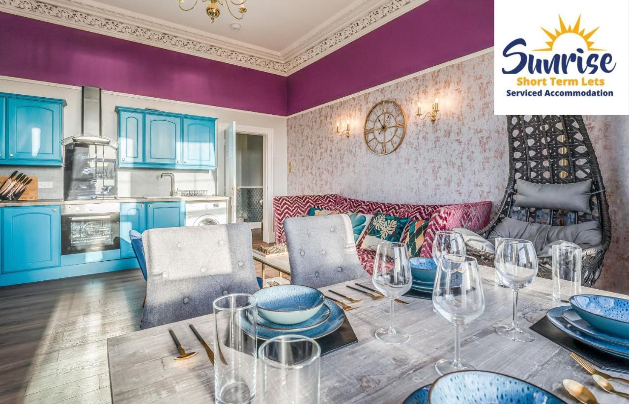 Presidential Apartment, Family Home, Luxury Bedrooms, 2 Rooms, 1 King Bed, 2 Single Beds, Free Wifi, Free Parking, Tourists, Business Travelers, Relocation, Beautiful River Views, - Long Stays, Invoice And Reduced Price Are Only Via Sunrise Short Let Dundee Zewnętrze zdjęcie